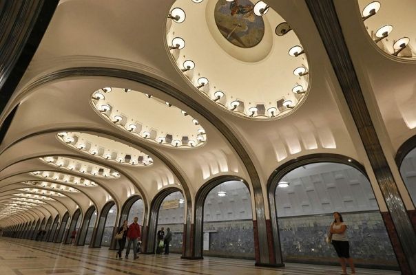 станция метро «Маяковская»
