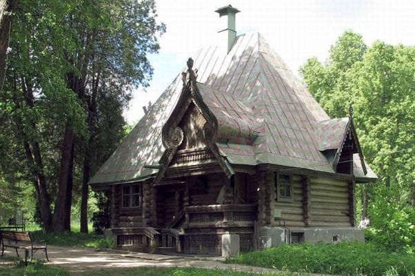 Усадьба Абрамцево – сказочный парк в Подмосковье