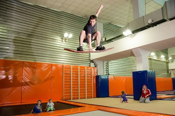 Батутные центры в Москве – прыжки в небо!