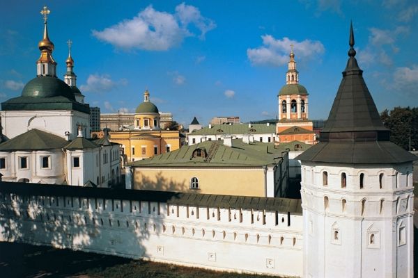 10 московских монастырей – прогулка по «святым» местам