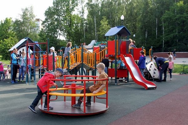 Московский парк «Тропаревский» в Теплом стане